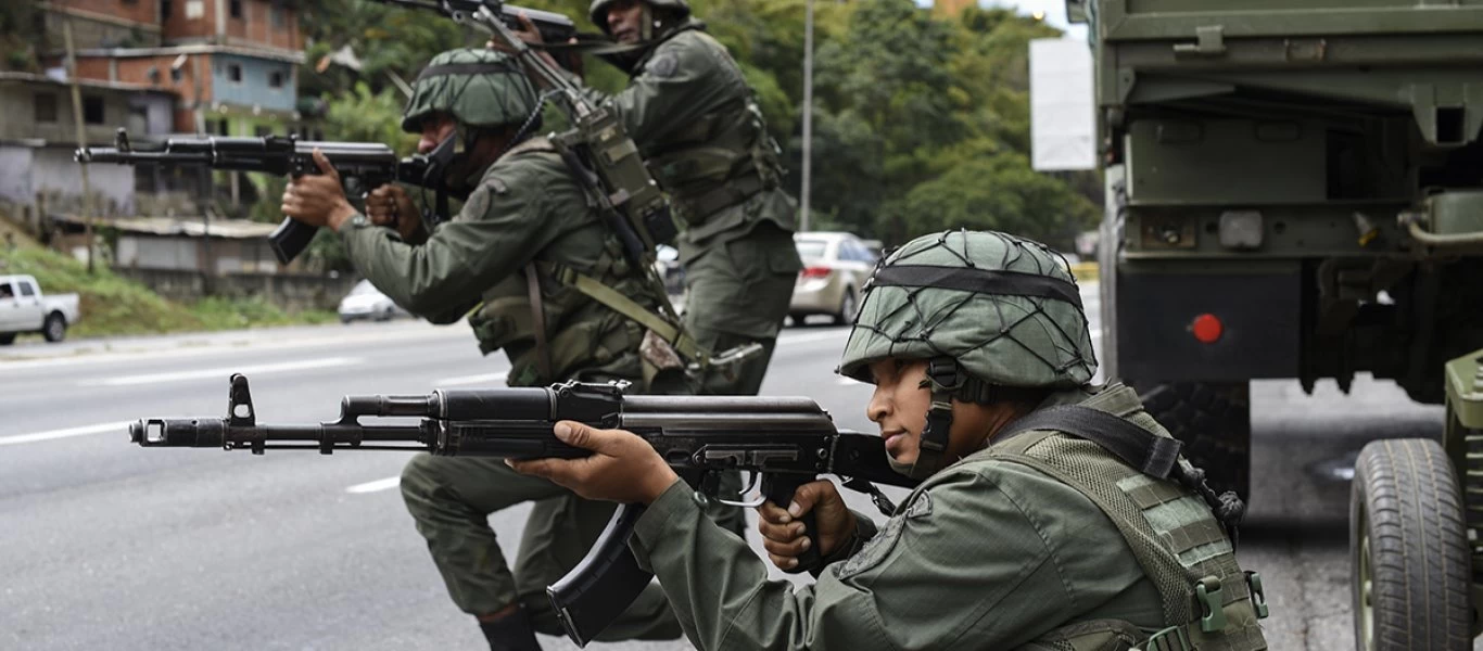 Βενεζουέλα: Ακόμη δύο στρατιωτικοί σκοτώθηκαν σε μάχες στα σύνορα με την Κολομβία